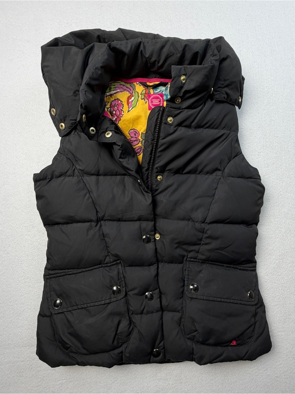 Joules Women’s Black Hooded Puffer Vest Floral Lined Size 6